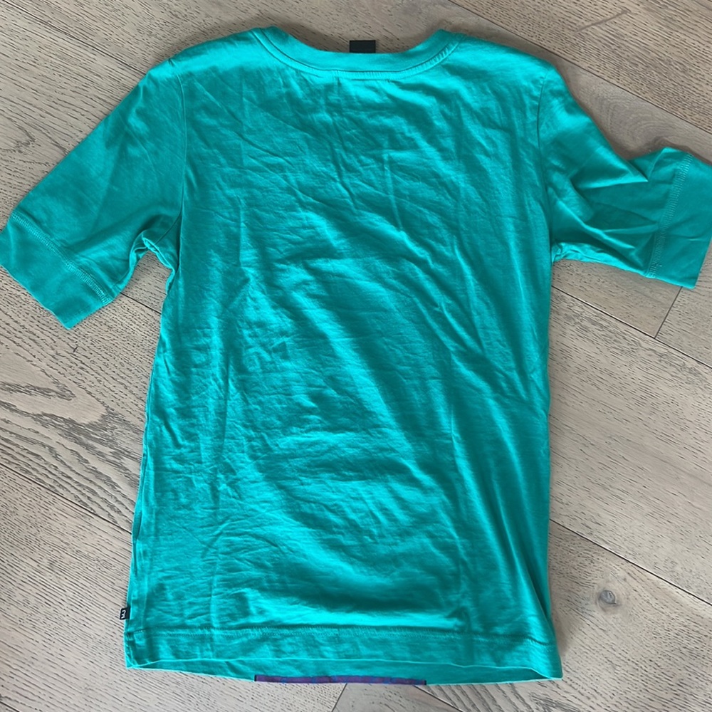 Marc Jacobs T-shirt. Super soft. Excellent condition. XS - Picture 2 of 3